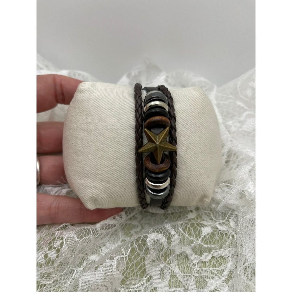 Dark Brown 3 strap Star Beaded Leather Strap Bracelet